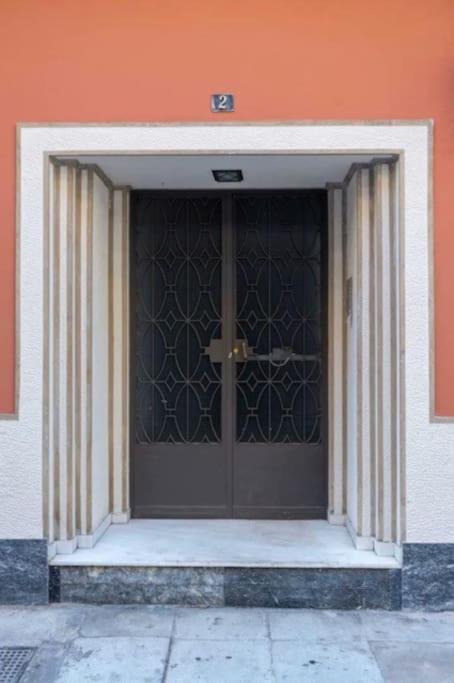 Daisy Apartment 15 Min To Acropolis Athena Bagian luar foto
