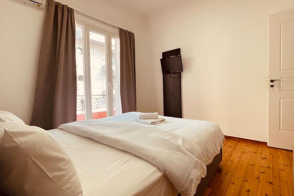 Daisy Apartment 15 Min To Acropolis Athena Bagian luar foto