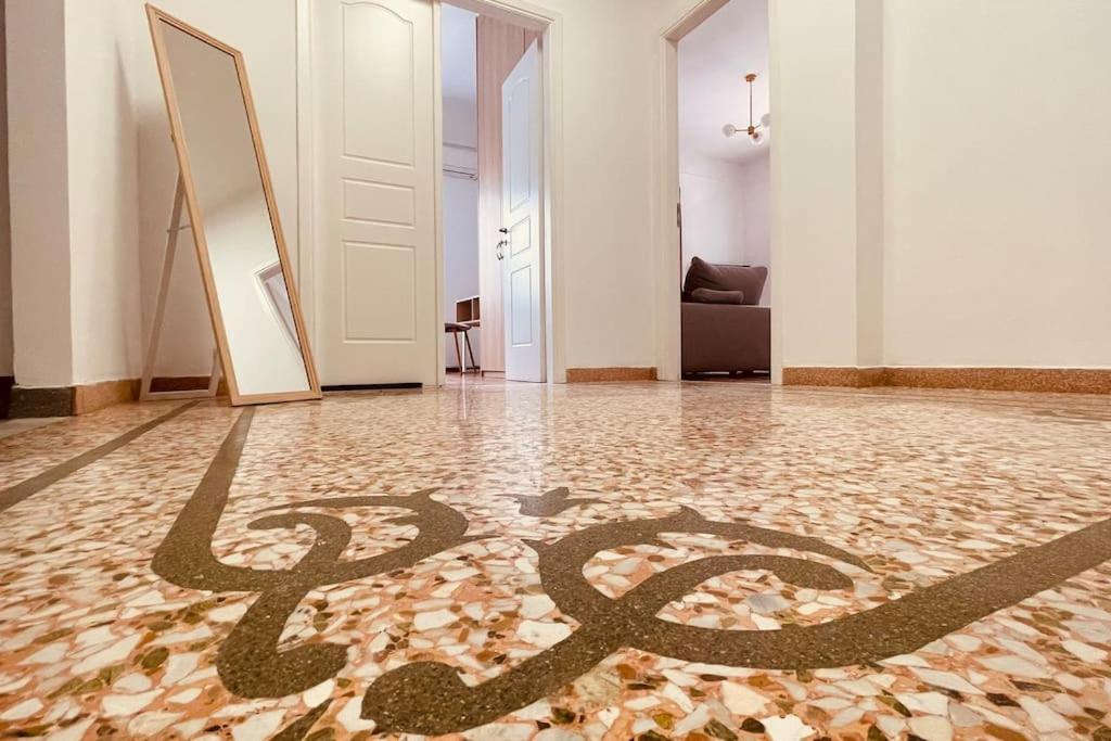 Daisy Apartment 15 Min To Acropolis Athena Bagian luar foto