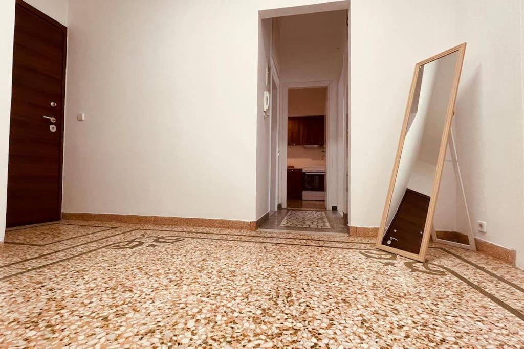 Daisy Apartment 15 Min To Acropolis Athena Bagian luar foto