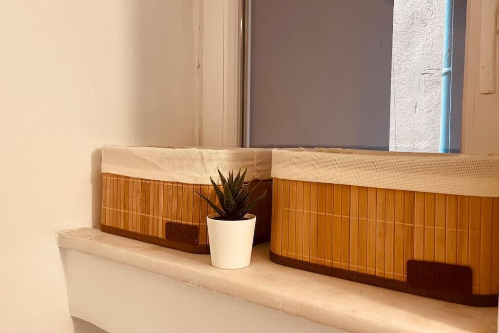 Daisy Apartment 15 Min To Acropolis Athena Bagian luar foto